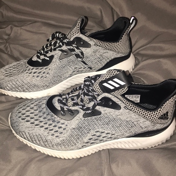 adidas Shoes - Adidas Running Shoes! Nearly new!!